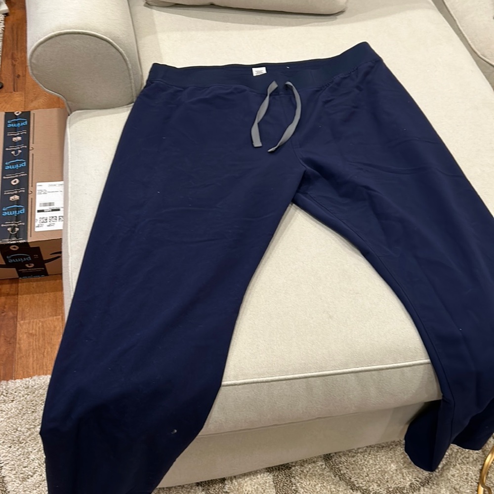Figs  technical Scrub Pants .Navy